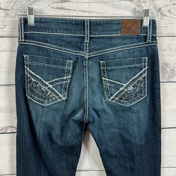 Buckle BKE Jeans Women 29 Blue Culture Crop Embellished Rhinestone Western Rodeo - Picture 6 of 12